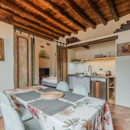 Porta Garibaldi Antique Charm Apartment Милано Екстериор снимка